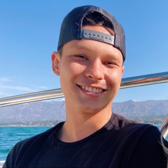 Meet your Posher, Kodi - Picture 1 of 1